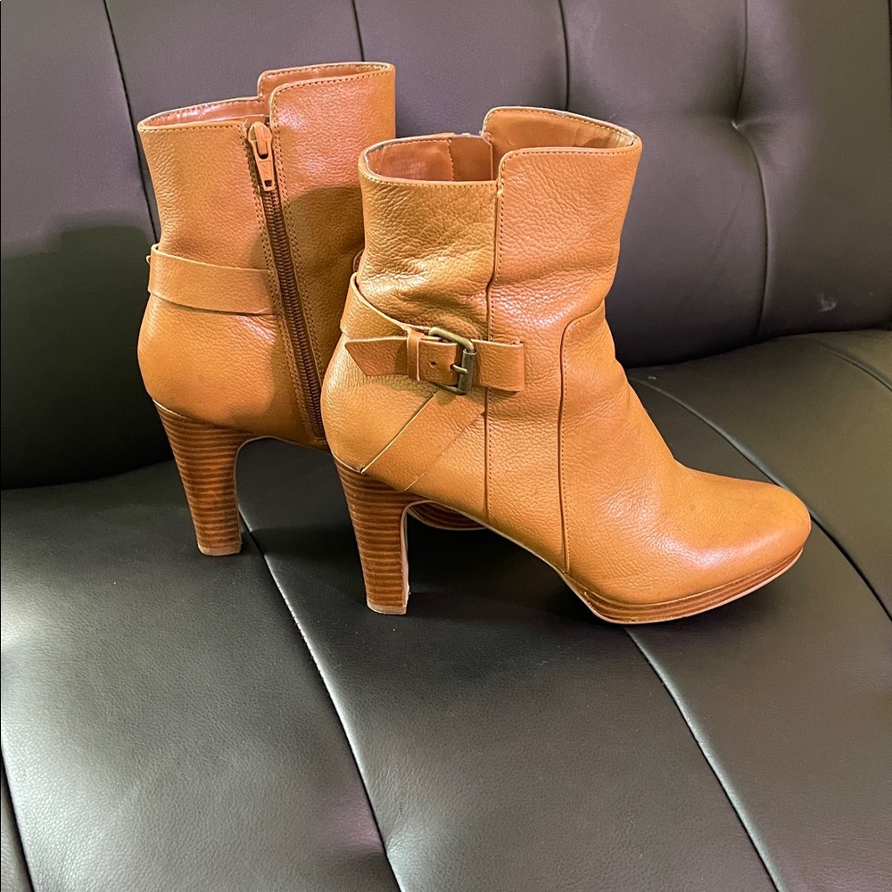 Nine West Tan Heeled Boots